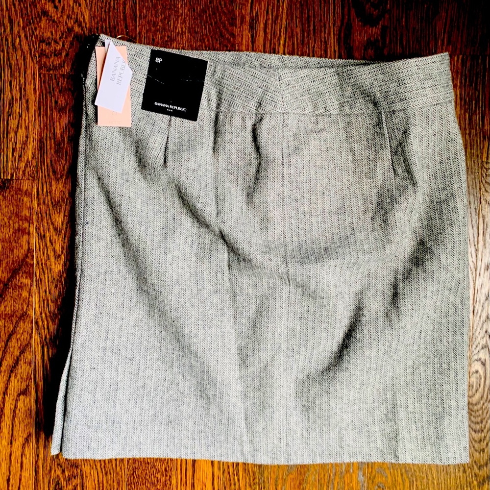 NWT Banana Republic Herringbone Skirt Size 8P